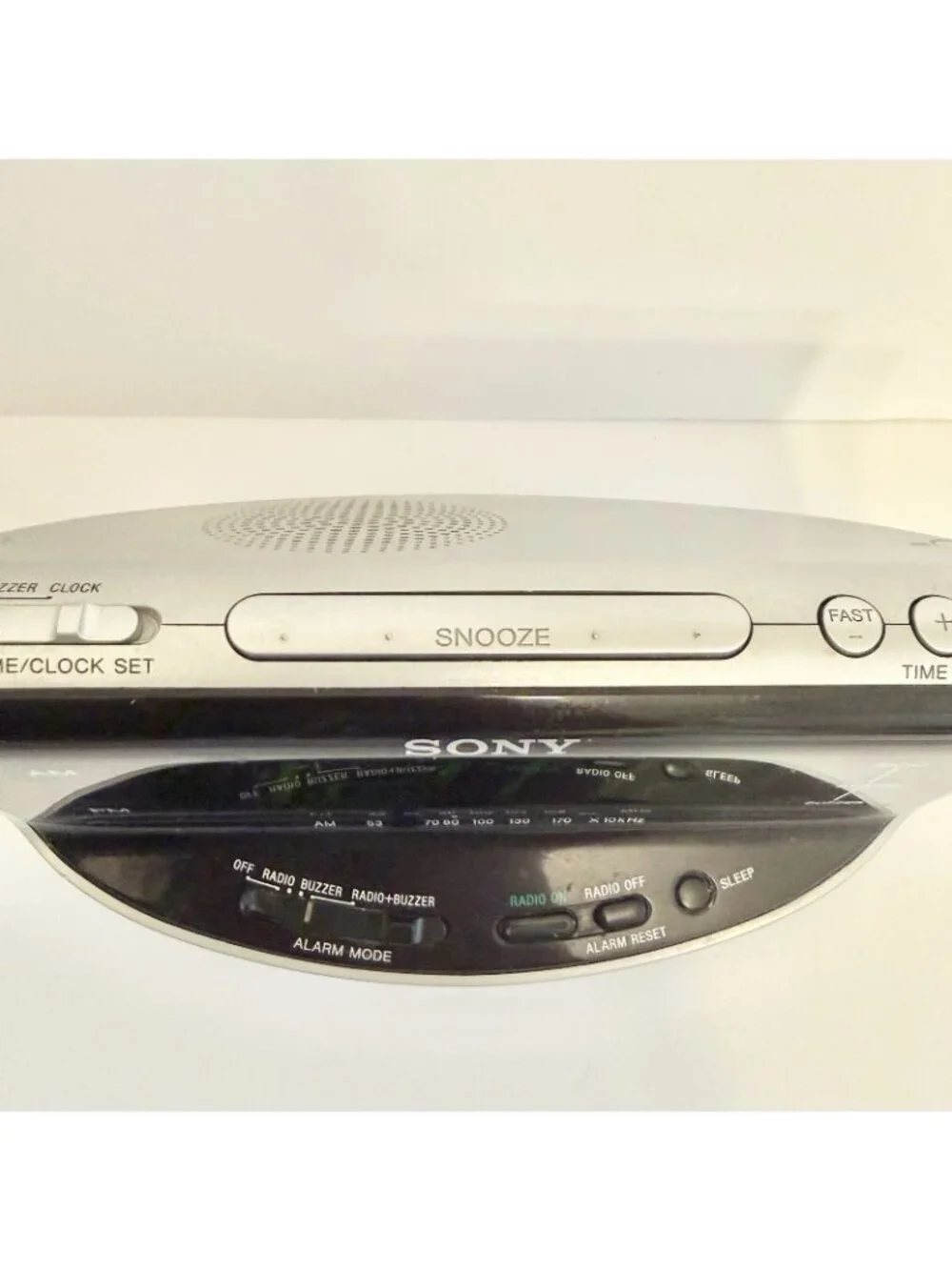 Sony Dream Machine ICF-C492 AM/FM Digital Alarm Clock Radio Green LED Retro Y2K